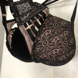 Victoria’s Secret Very Sexy Push Up 34DDD